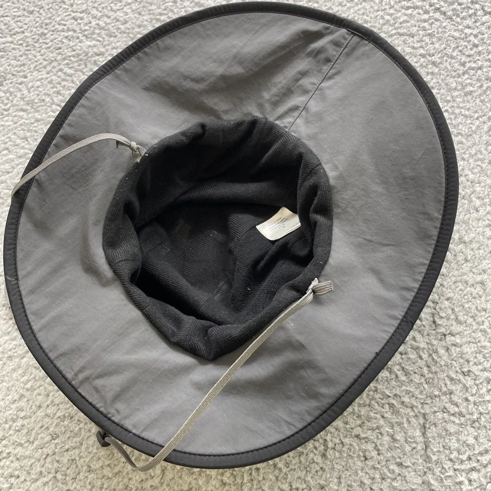 Outdoor Research Gore-Tex Bucket Hats Mens Size M Black  String Hiking‎ Fishing